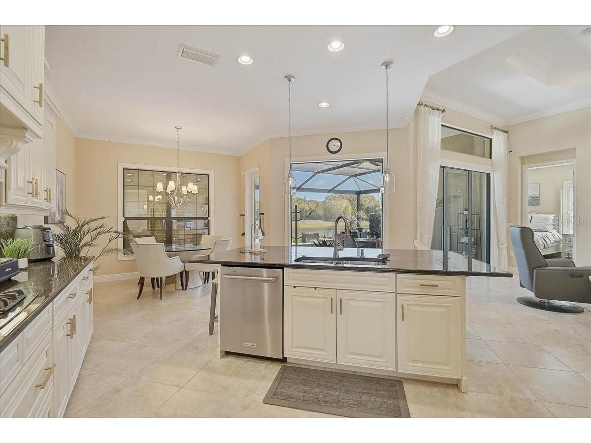 14911 Castle Park Terrace Lakewood Ranch FL 34202 A4687279 image5