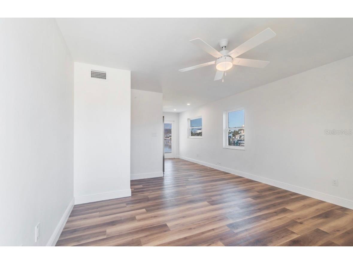 14919 N Bayshore Drive Madeira Beach FL 33708 TB8475137 image3