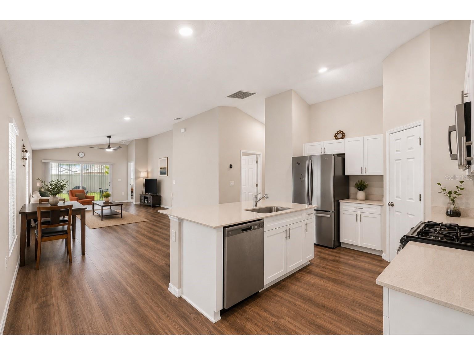 14919 Sterling Spur Avenue Lithia FL 33547 TB8506793 image3