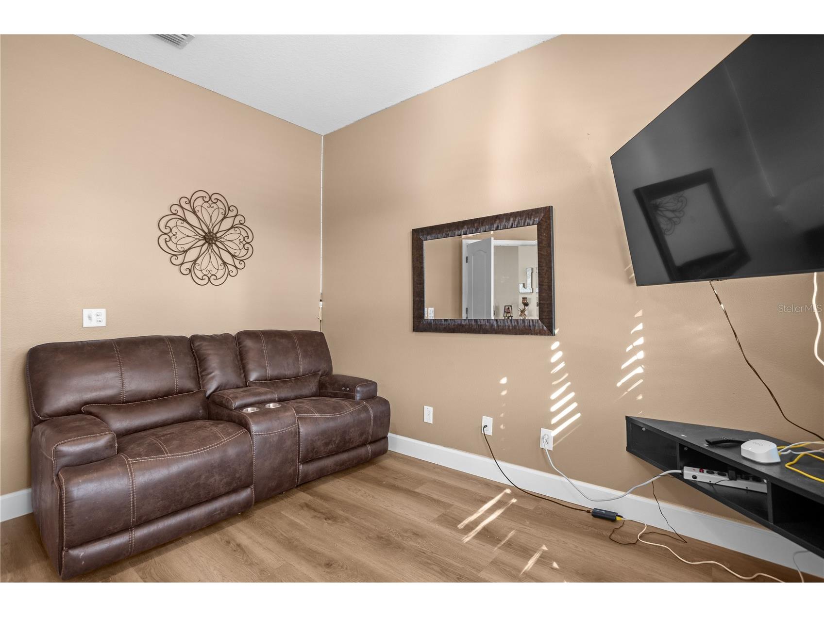 1492 Mellon Way Sarasota FL 34232 A4680667 image5