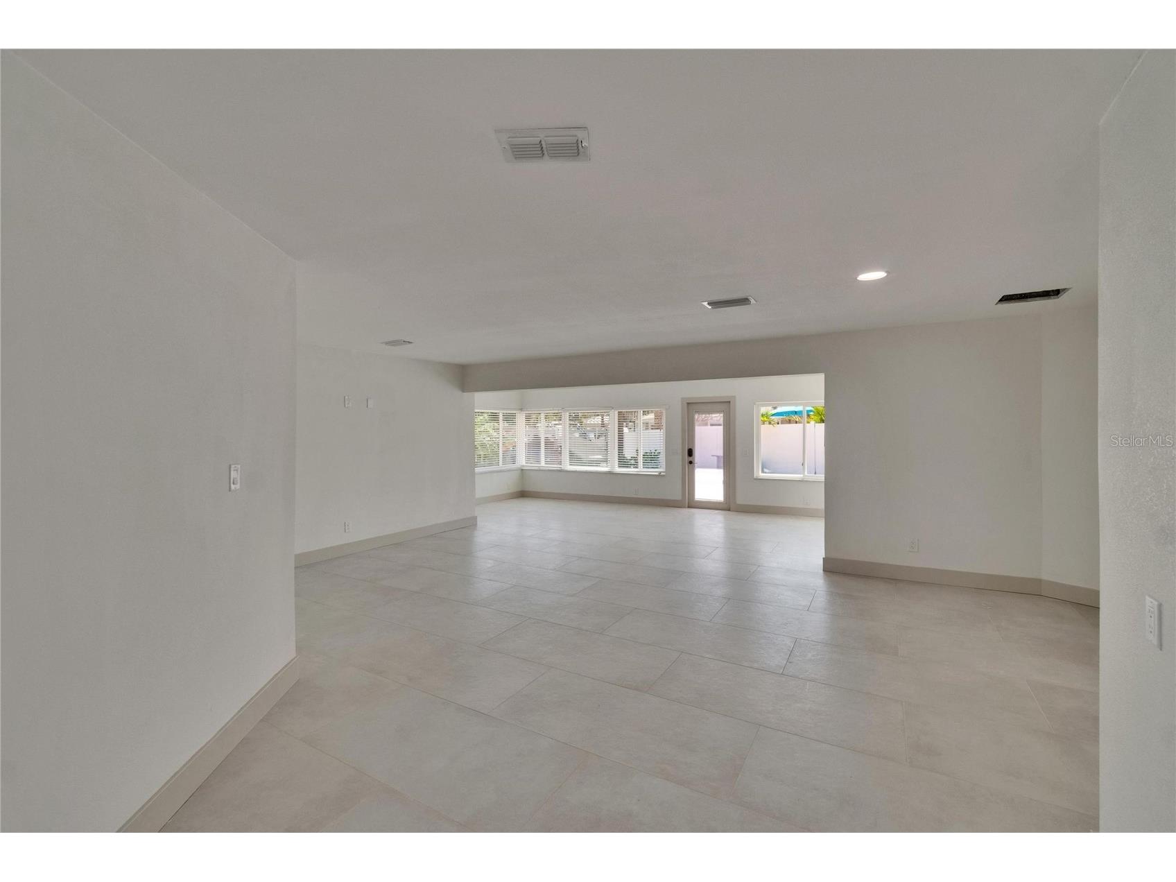 1492 Sea Gull Drive S South Pasadena FL 33707 TB8504723 image1