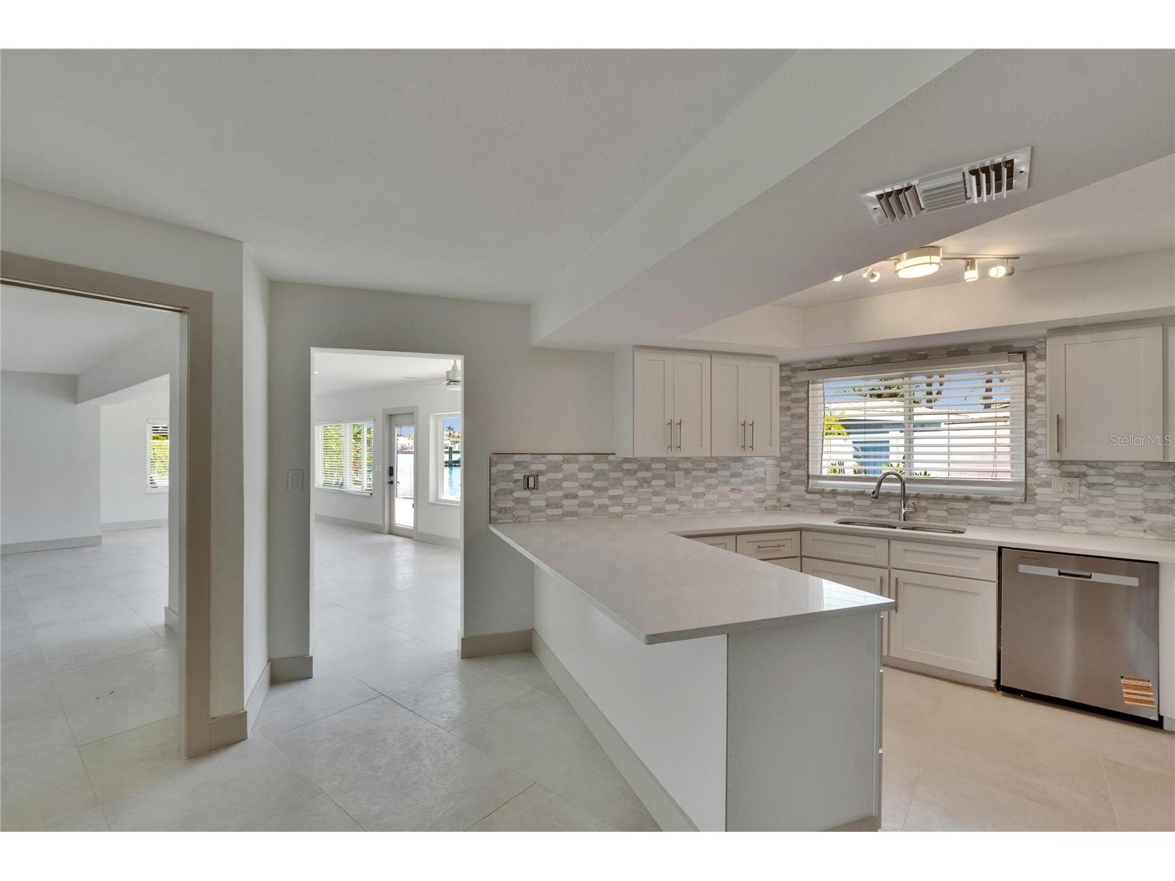 1492 Sea Gull Drive S South Pasadena FL 33707 TB8504723 image26