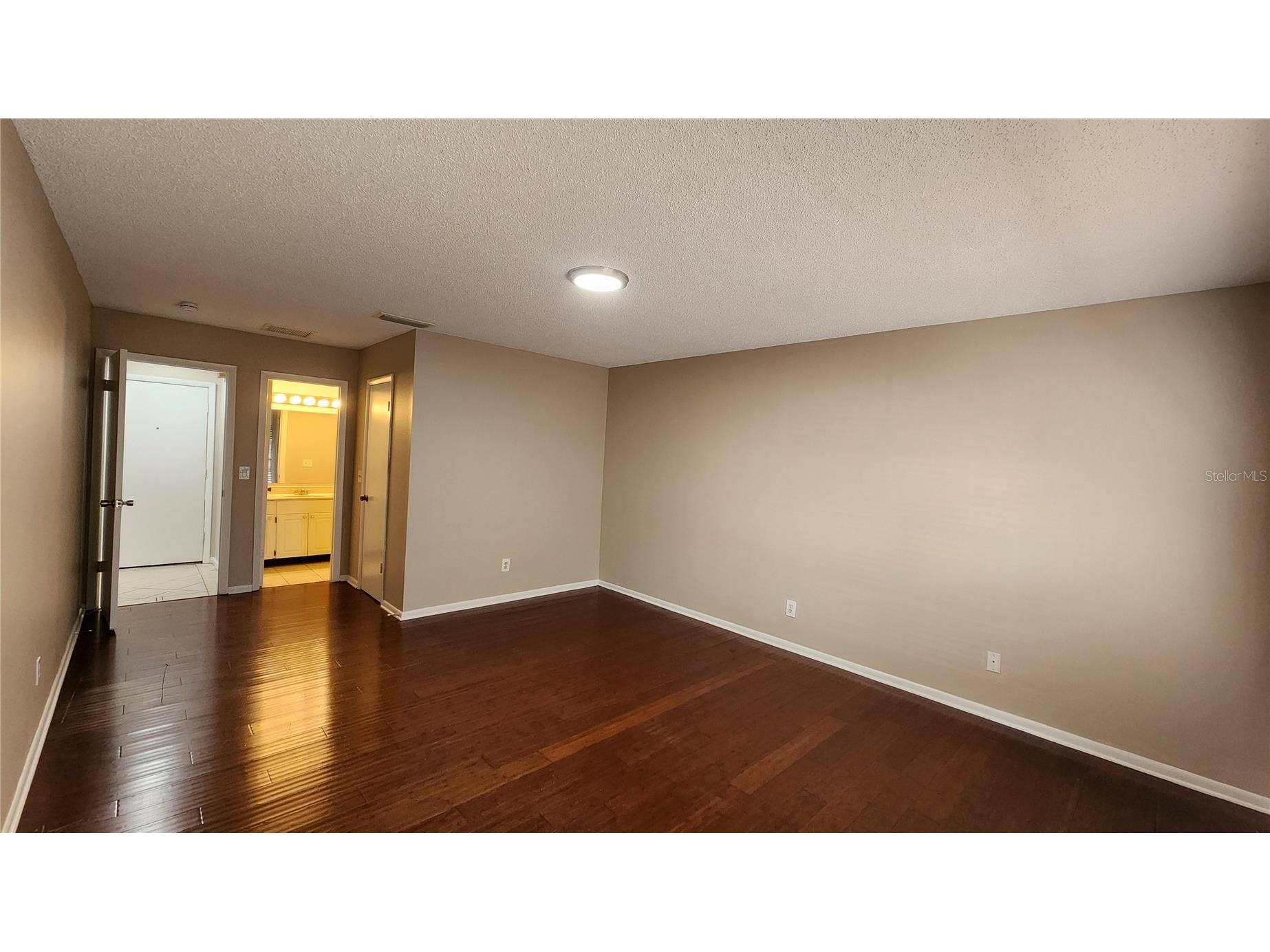 14921 Old Pointe Road Tampa FL 33613 W7882874 image13