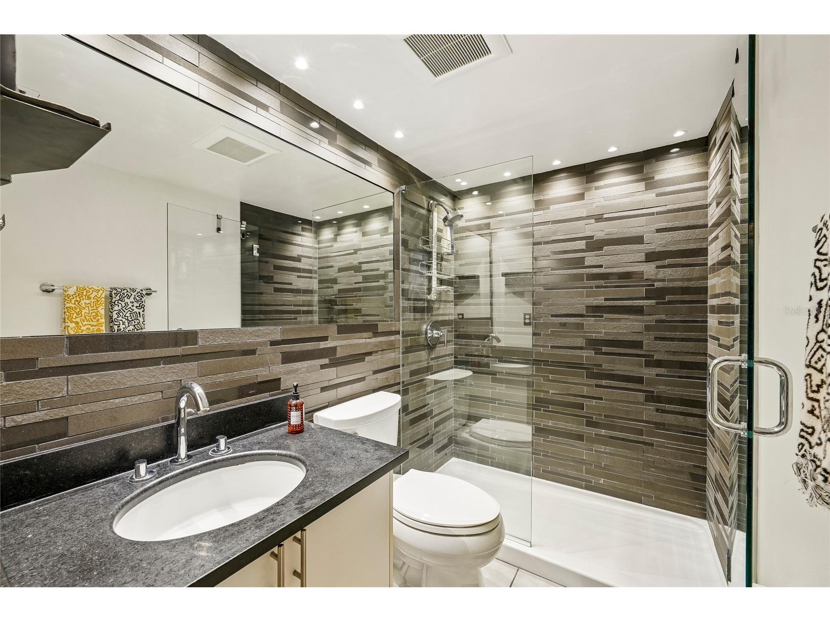 14927 Hardy Drive W Tampa FL 33613 TB8502655 image20