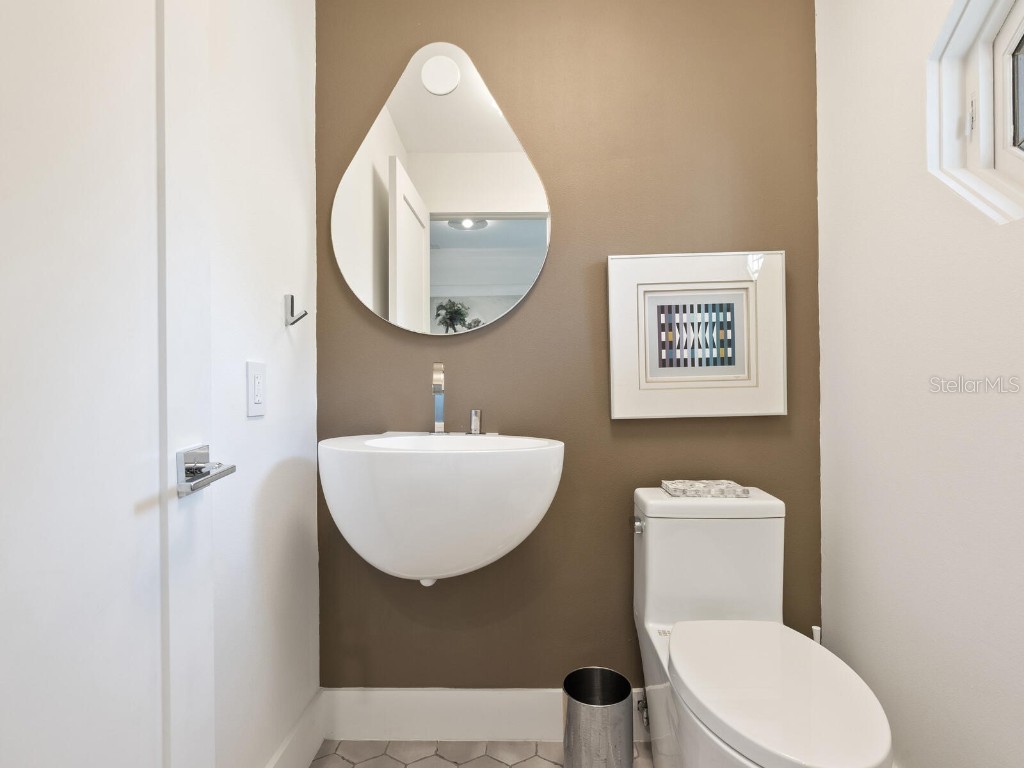 1493 Landings Lake Drive #32 Sarasota FL 34231 A4647867 image20