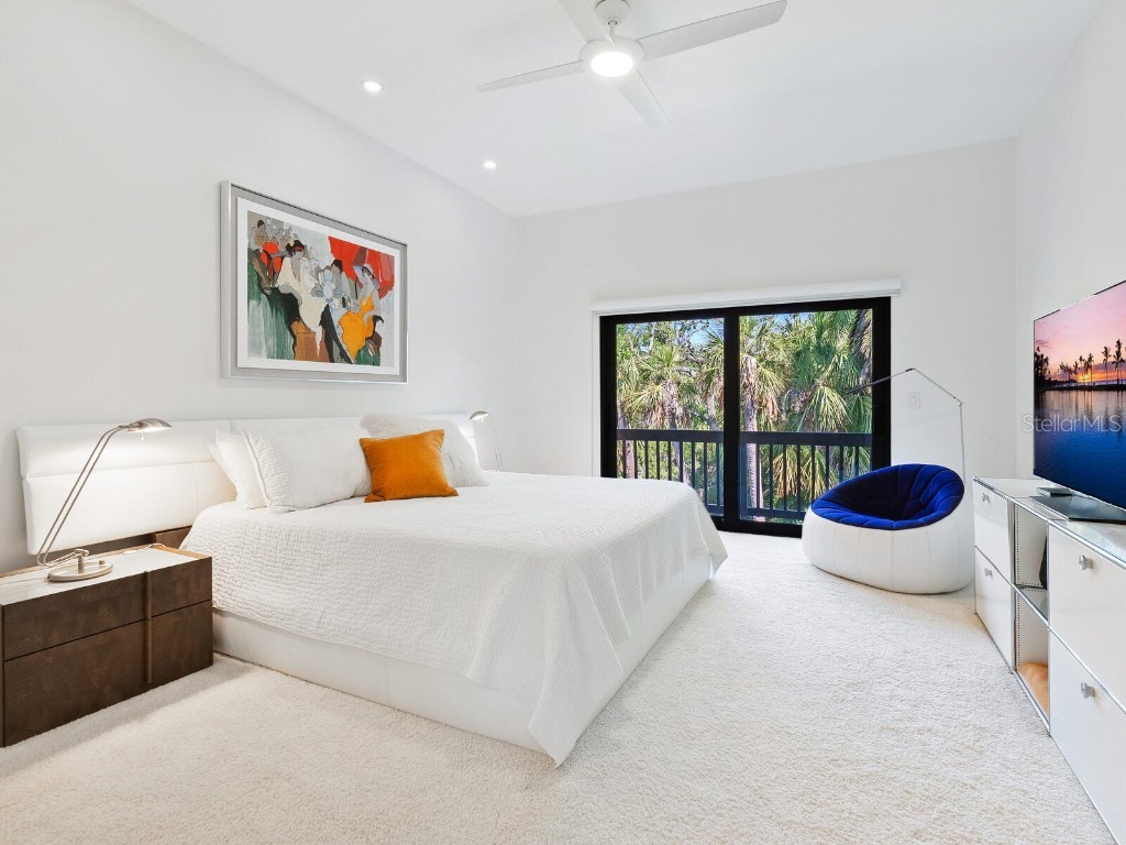 1493 Landings Lake Drive #32 Sarasota FL 34231 A4647867 image24