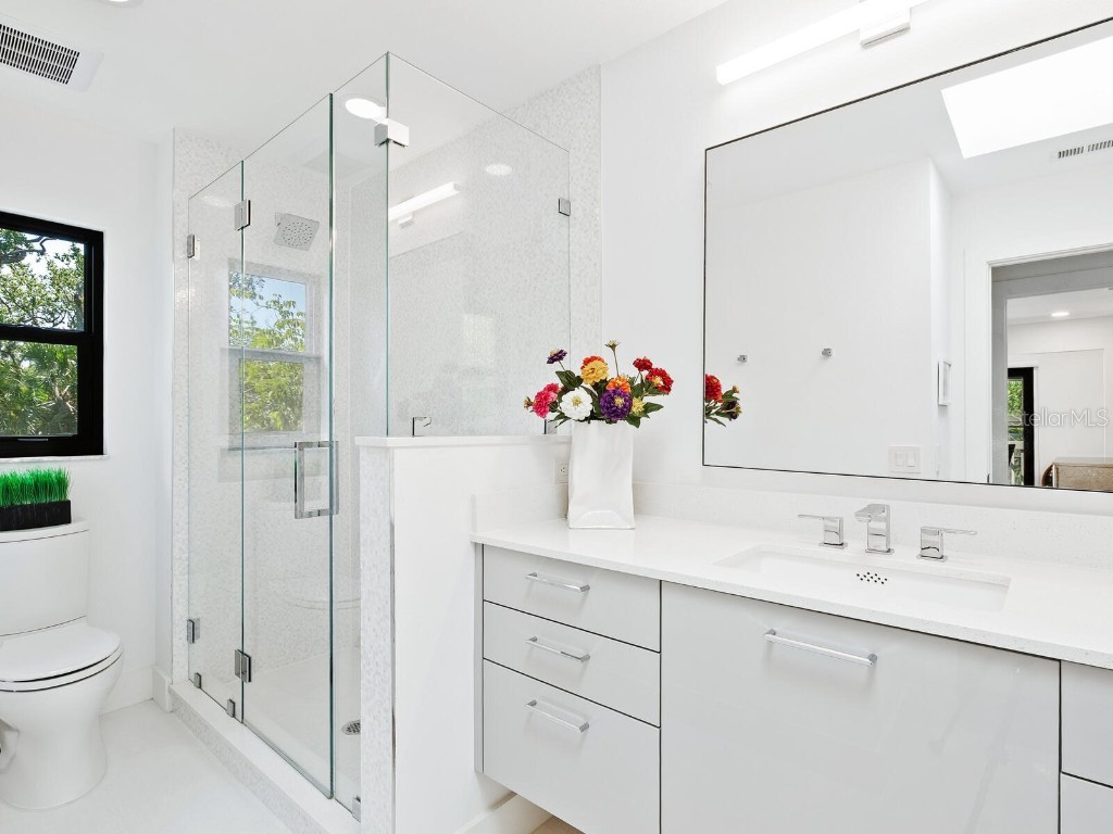 1493 Landings Lake Drive #32 Sarasota FL 34231 A4647867 image30