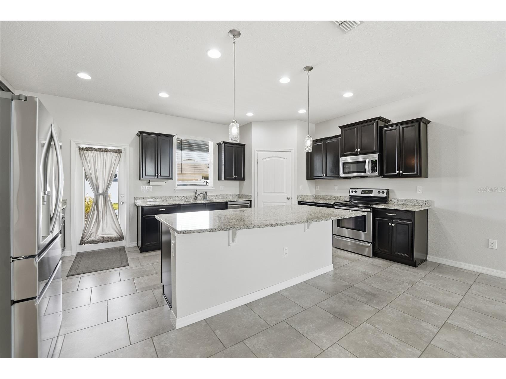 1493 Reflection Cove Saint Cloud FL 34771 O6403665 image14