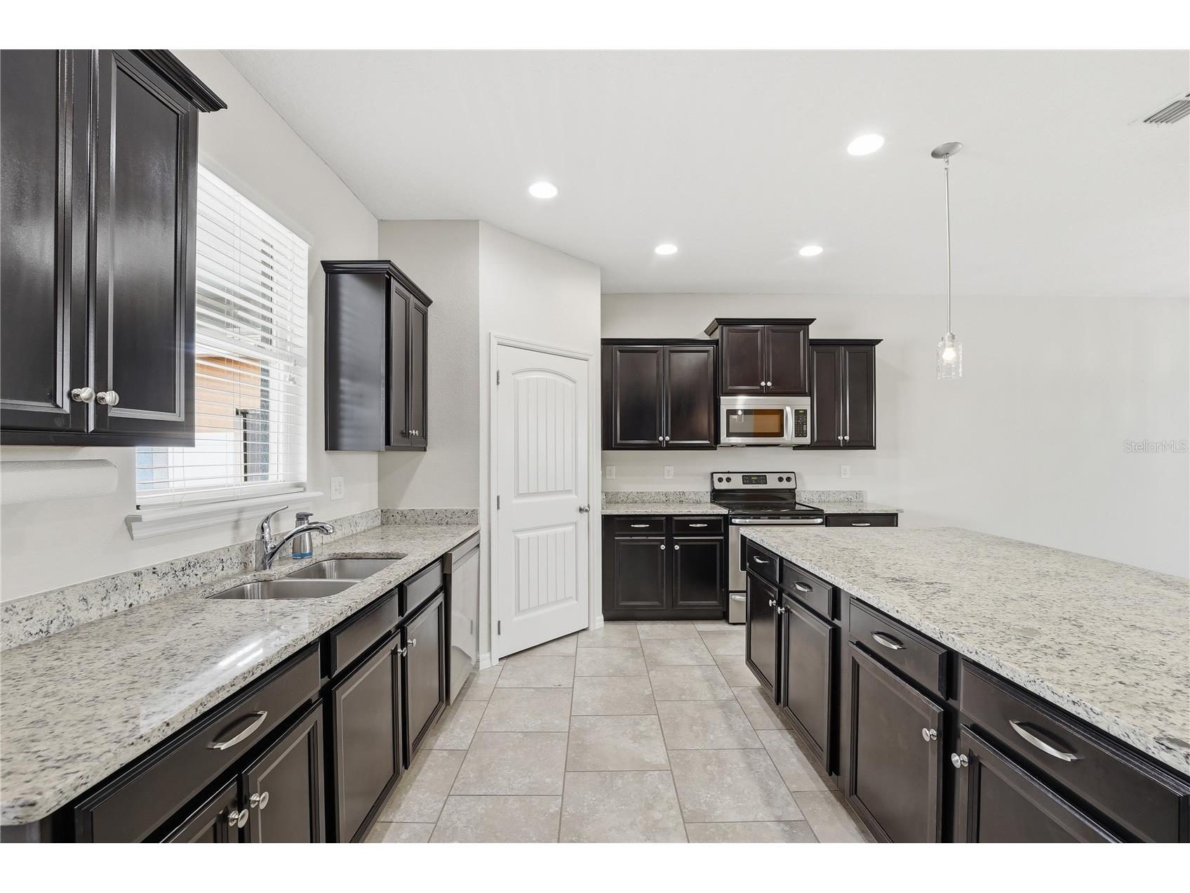 1493 Reflection Cove Saint Cloud FL 34771 O6403665 image15
