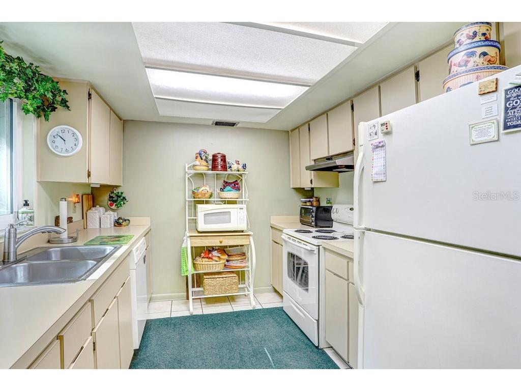14931 Old Pointe Road Tampa FL 33613 TB8489444 image10