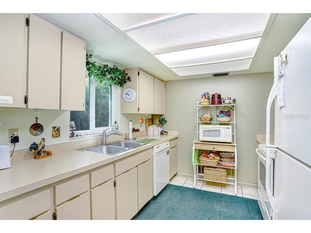14931 Old Pointe Road Tampa FL 33613 TB8489444 image11