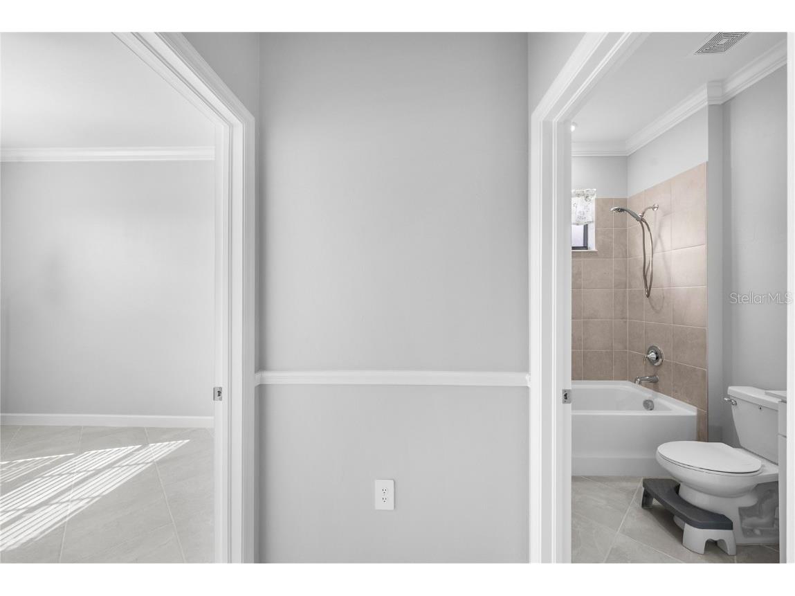 14932 Serene Shores Loop Bradenton FL 34211 TB8449416 image18