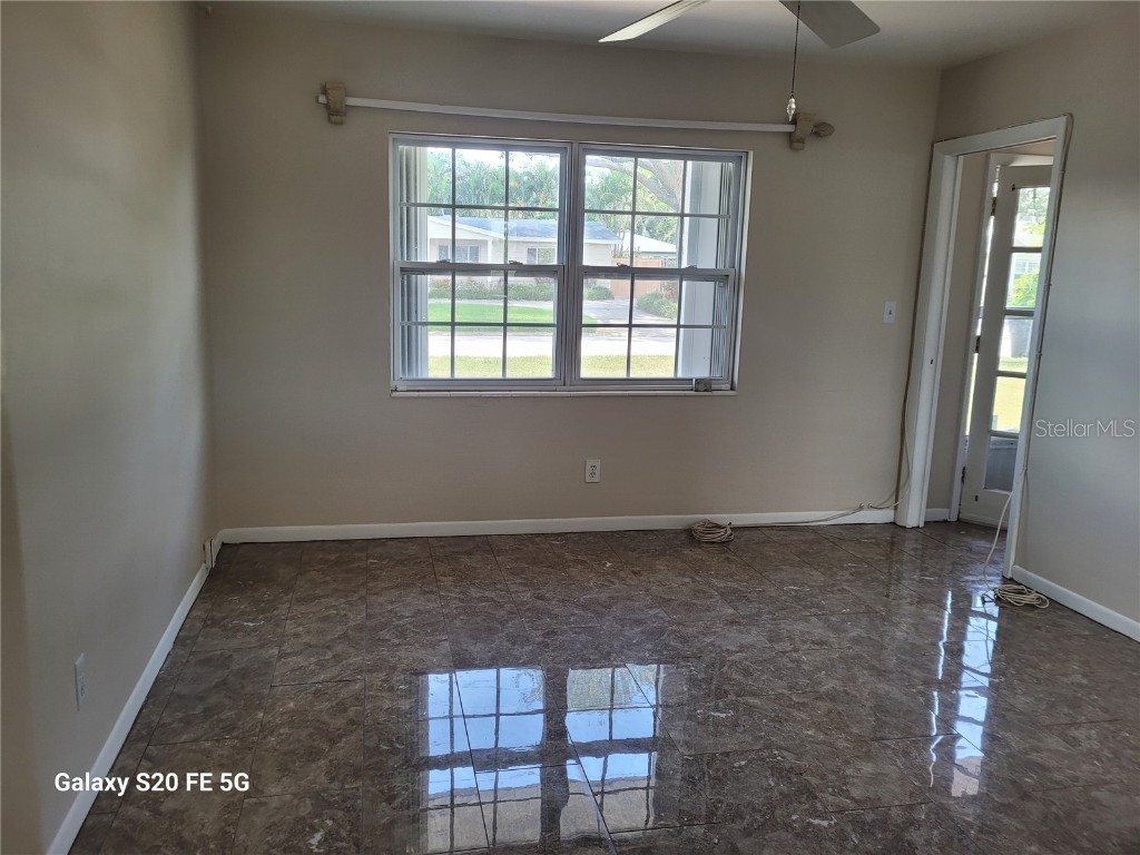 1494 85th Avenue N Saint Petersburg FL 33702 W7878659 image11