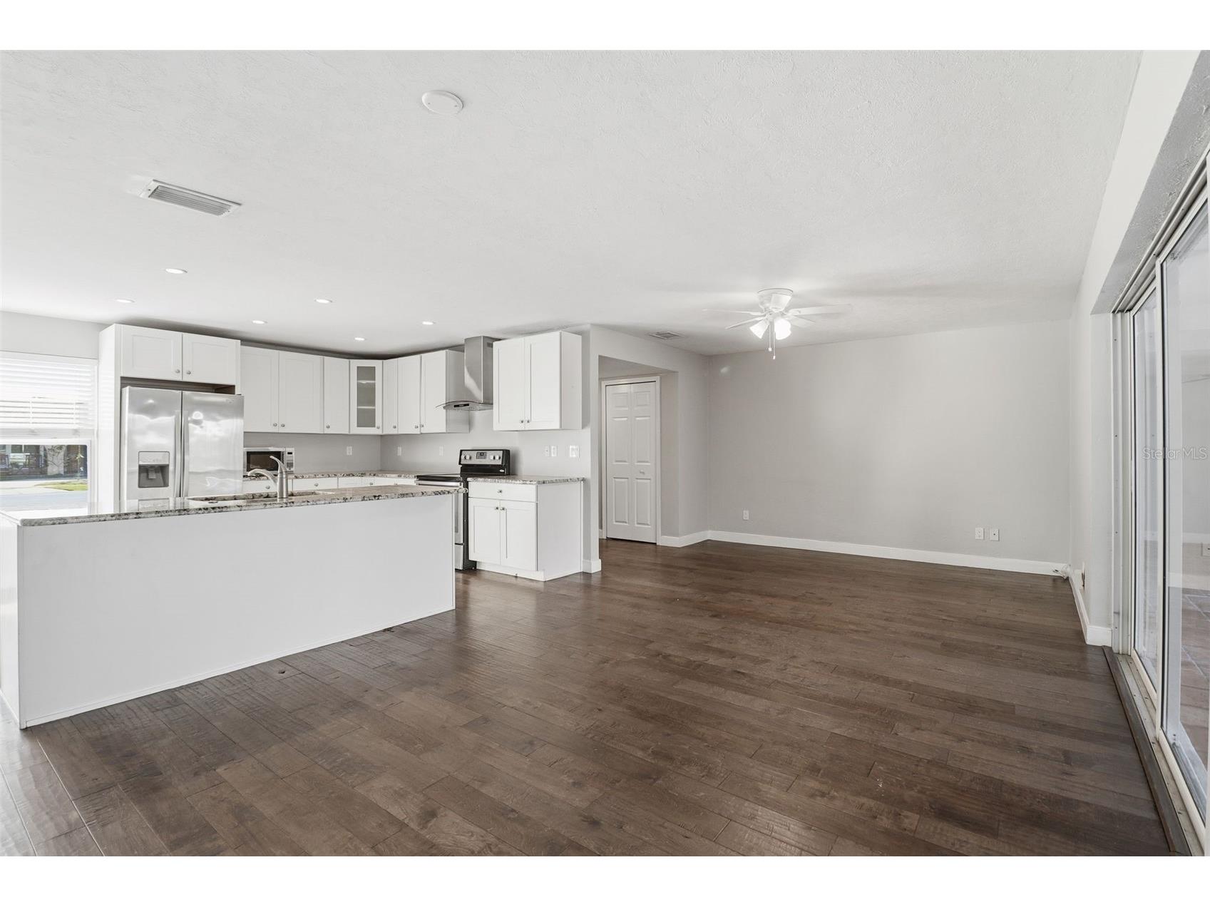 1495 Charmont Place Fort Myers FL 33919 A4676721 image10