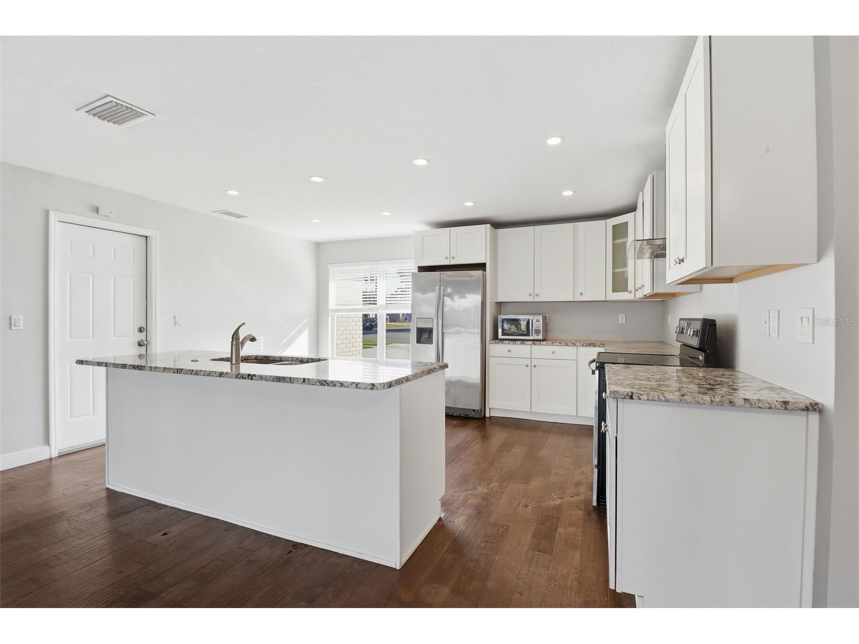 1495 Charmont Place Fort Myers FL 33919 A4676721 image13