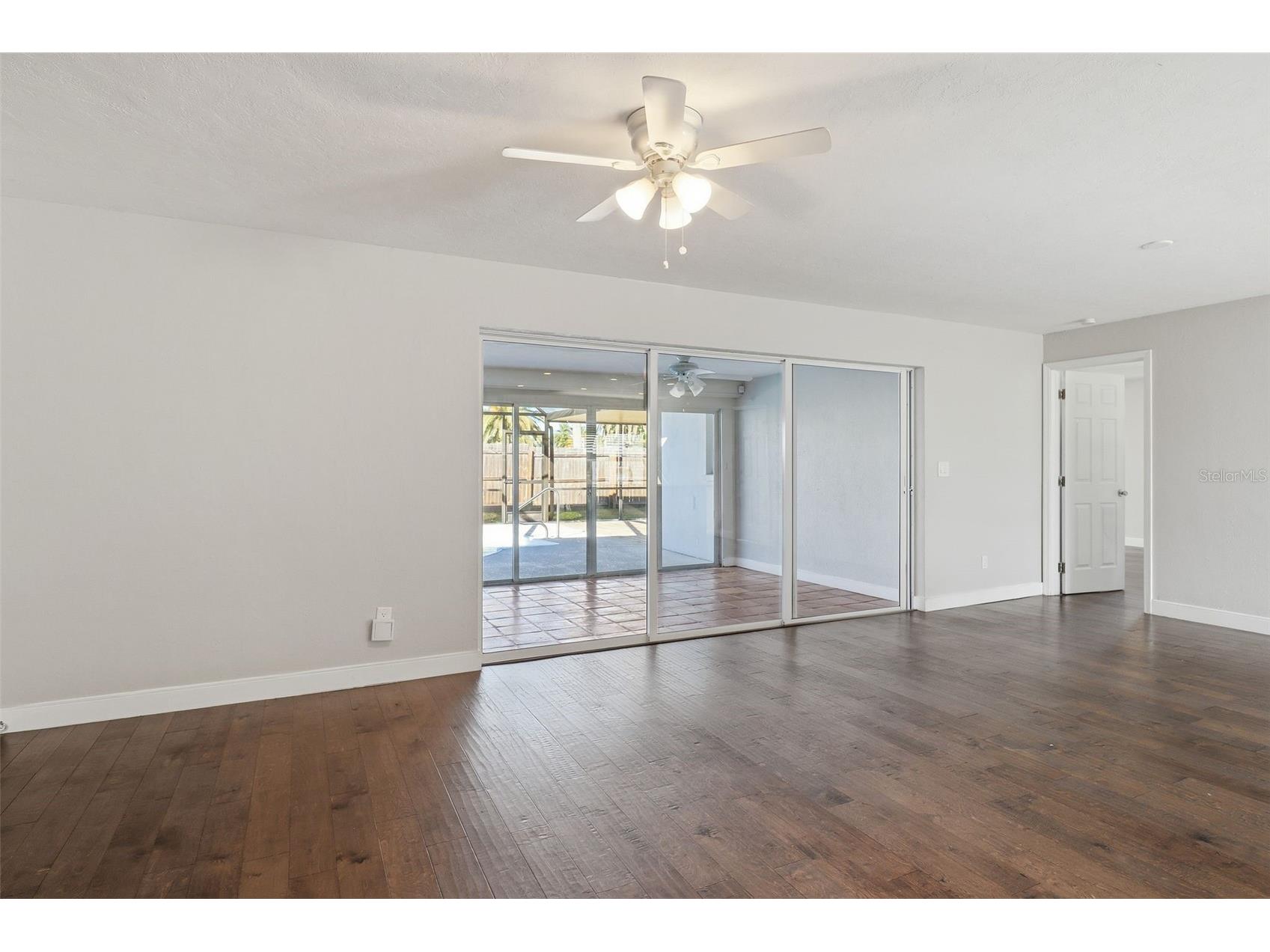 1495 Charmont Place Fort Myers FL 33919 A4676721 image16