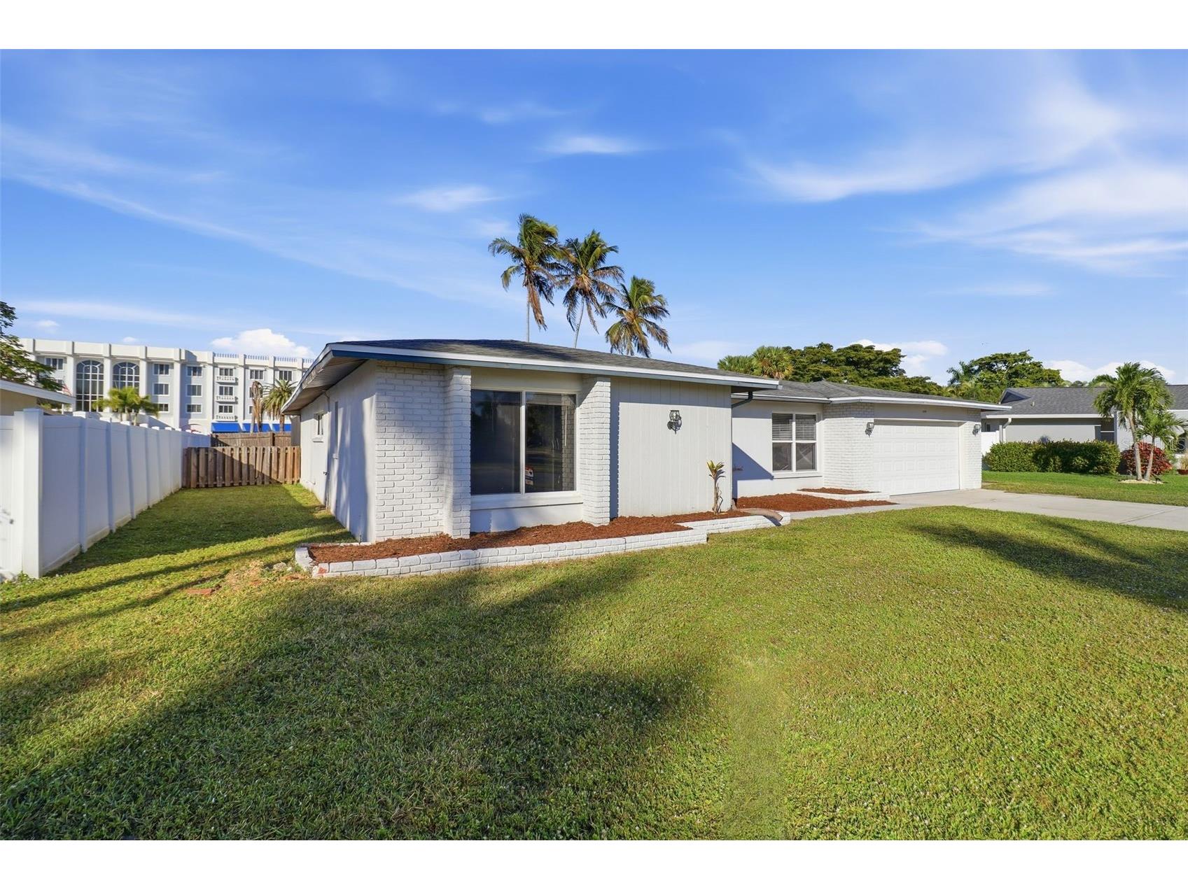 1495 Charmont Place Fort Myers FL 33919 A4676721 image36