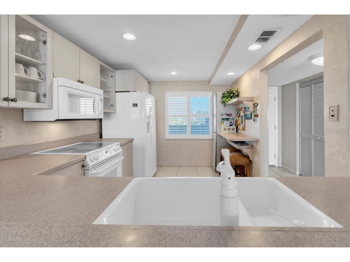 14950 Gulf Boulevard #402 Madeira Beach FL 33708 - GULF OF AMERICA TB8443864 image7