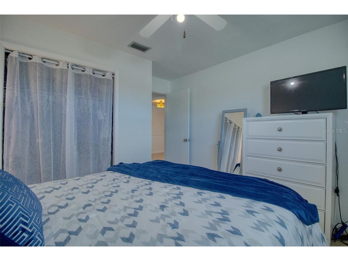 1496 Seaspray Lane Dunedin FL 34698 TB8453511 image16