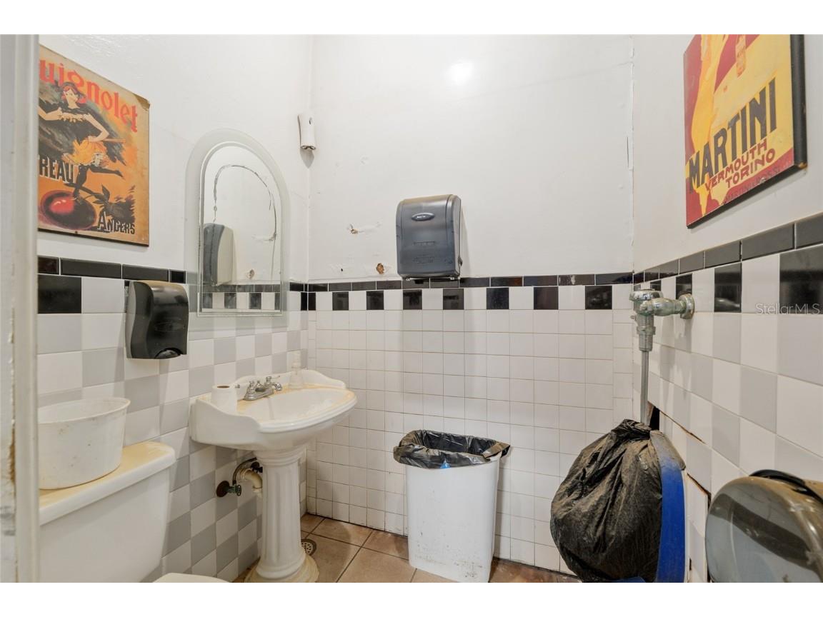 14960 Main Street Alachua FL 32615 GC533383 image60