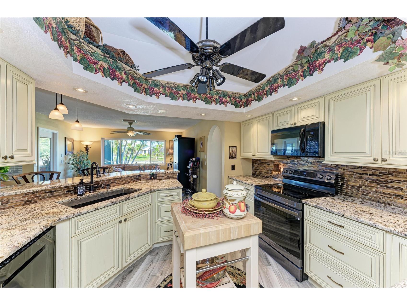 14968 Lyneburg Avenue Port Charlotte FL 33981 - LYNEBURG WATERWAY D6145704 image16