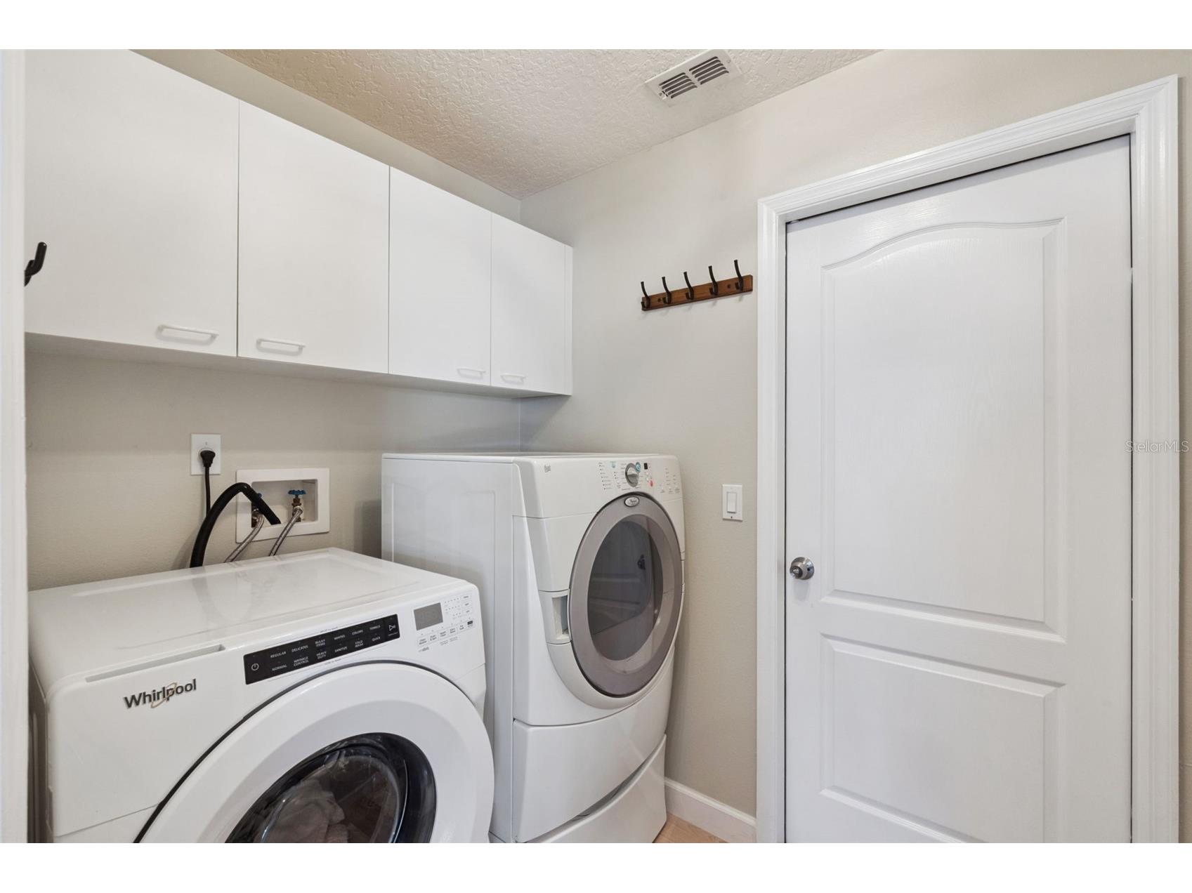14975 Faversham Circle Orlando FL 32826 O6417340 image37