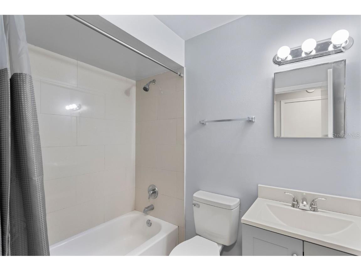 1498 Hendren Drive Orlando FL 32807 O6352107 image27