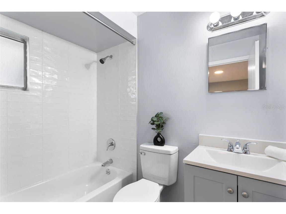 1498 Hendren Drive Orlando FL 32807 O6352107 image39