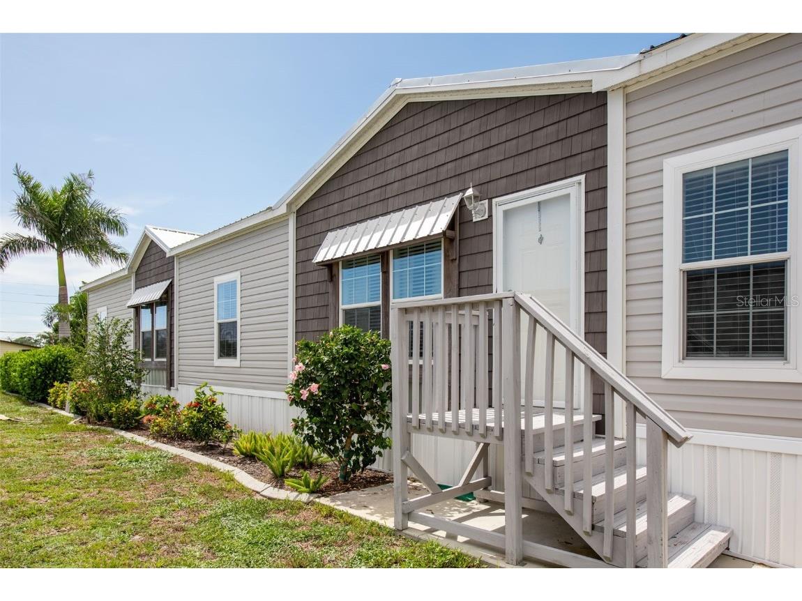 1498 Sanderling Drive Englewood FL 34224 - REDFISH WATERWAY D6137464 image1