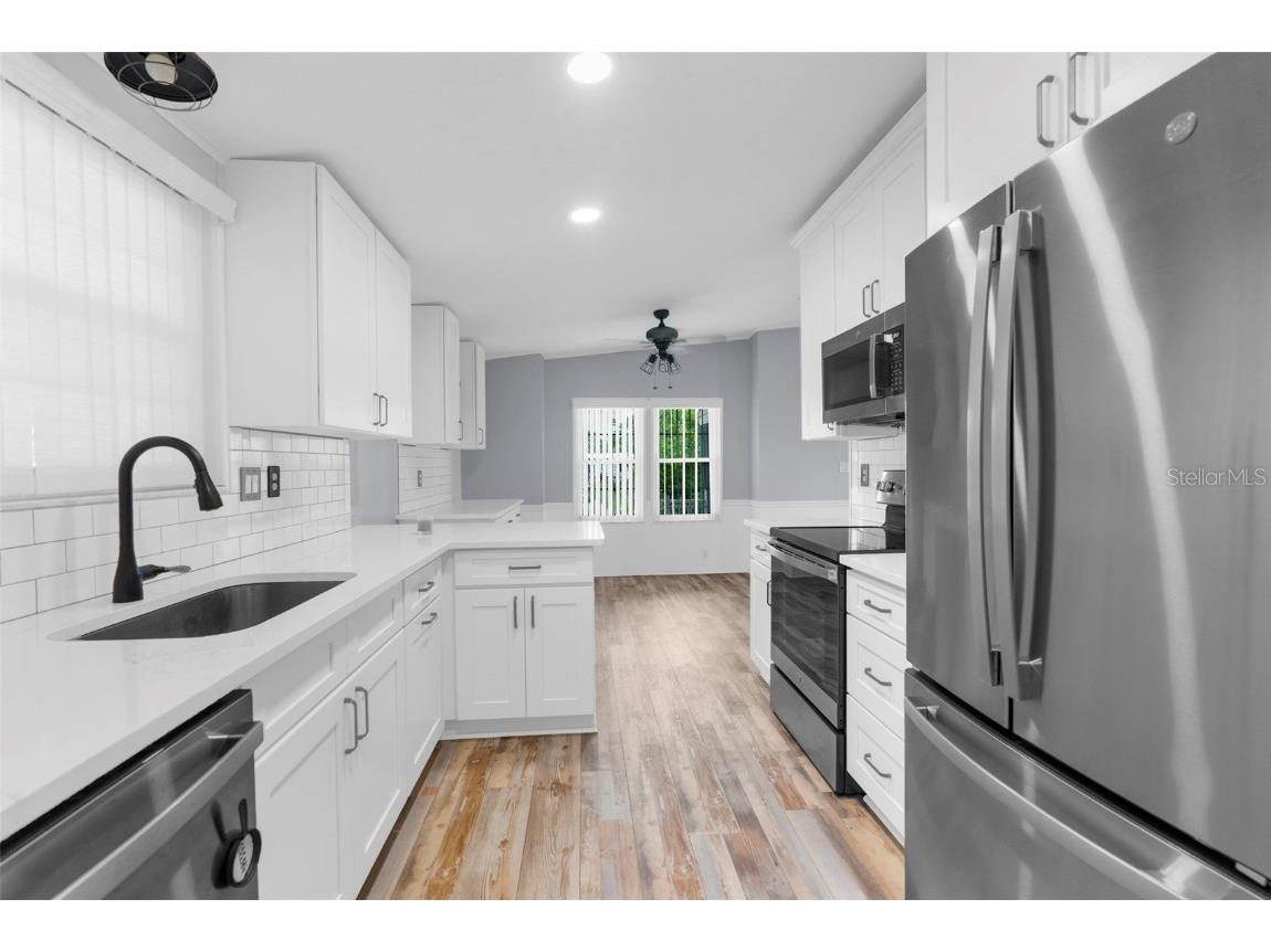 14986 Rialto Avenue Brooksville FL 34613 W7877116 image4