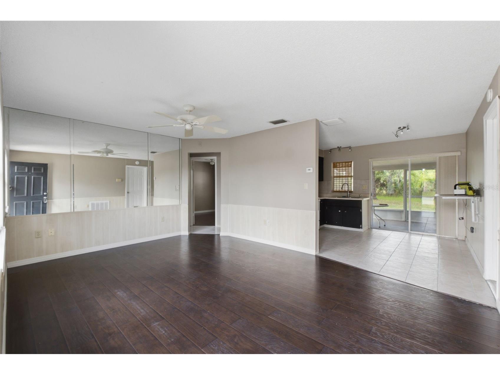 1499 Larkin Road Spring Hill FL 34608 W7886871 image5
