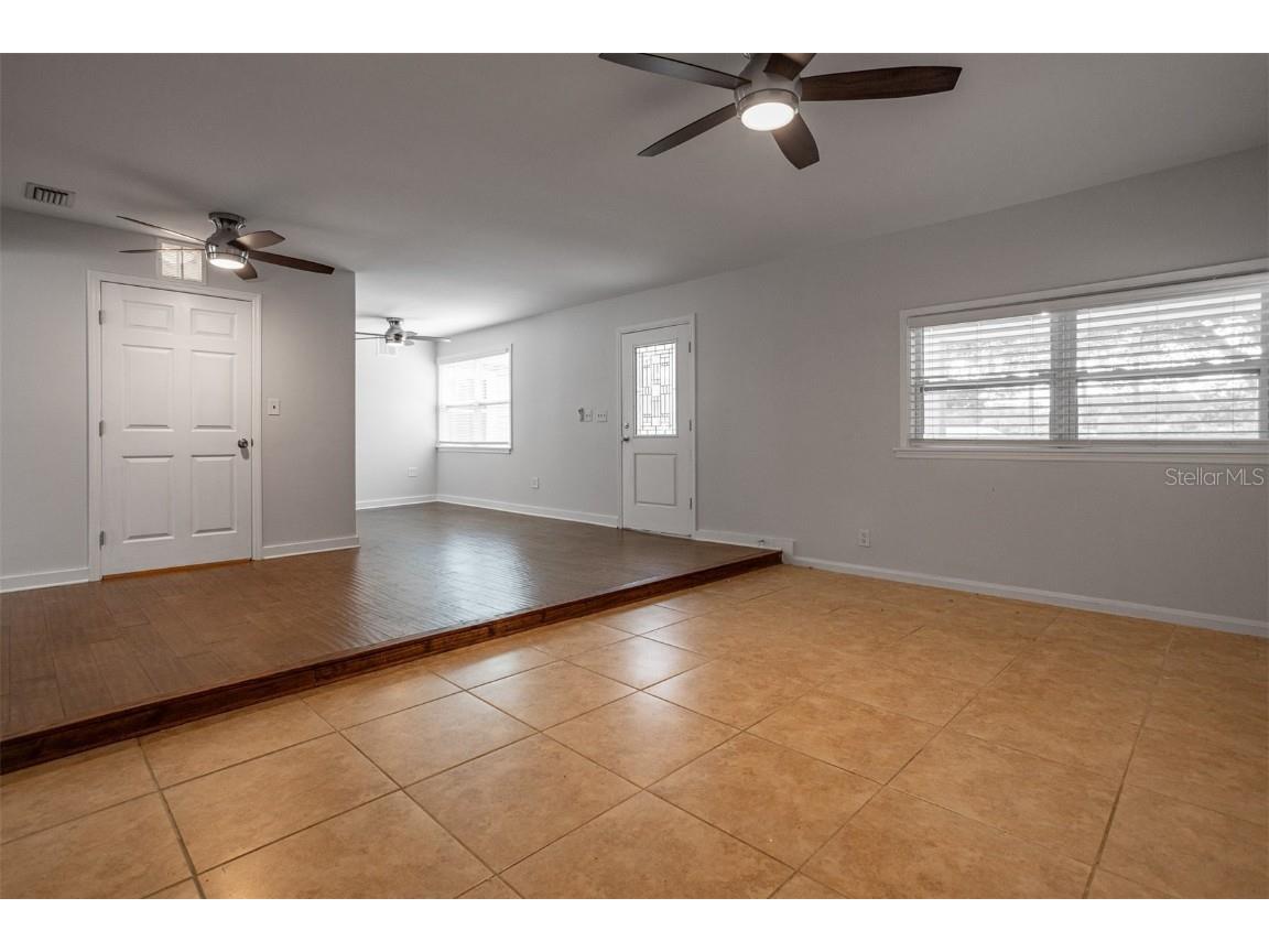 1499 W River Shore Way Tampa FL 33603 TB8428819 image15