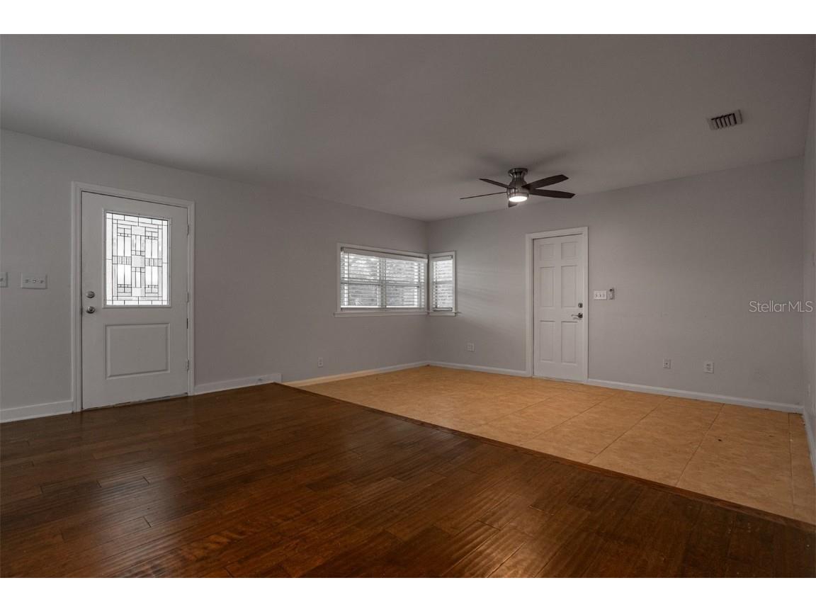 1499 W River Shore Way Tampa FL 33603 TB8428819 image17