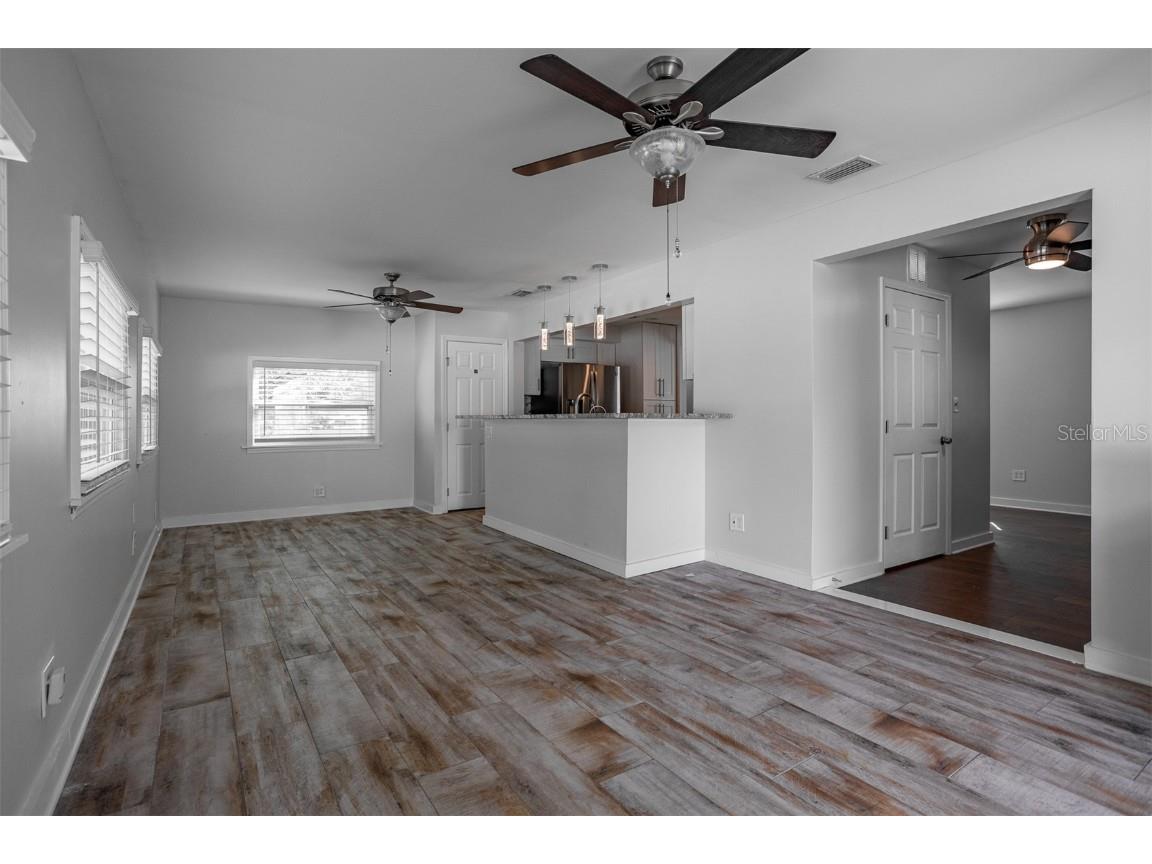 1499 W River Shore Way Tampa FL 33603 TB8428819 image5