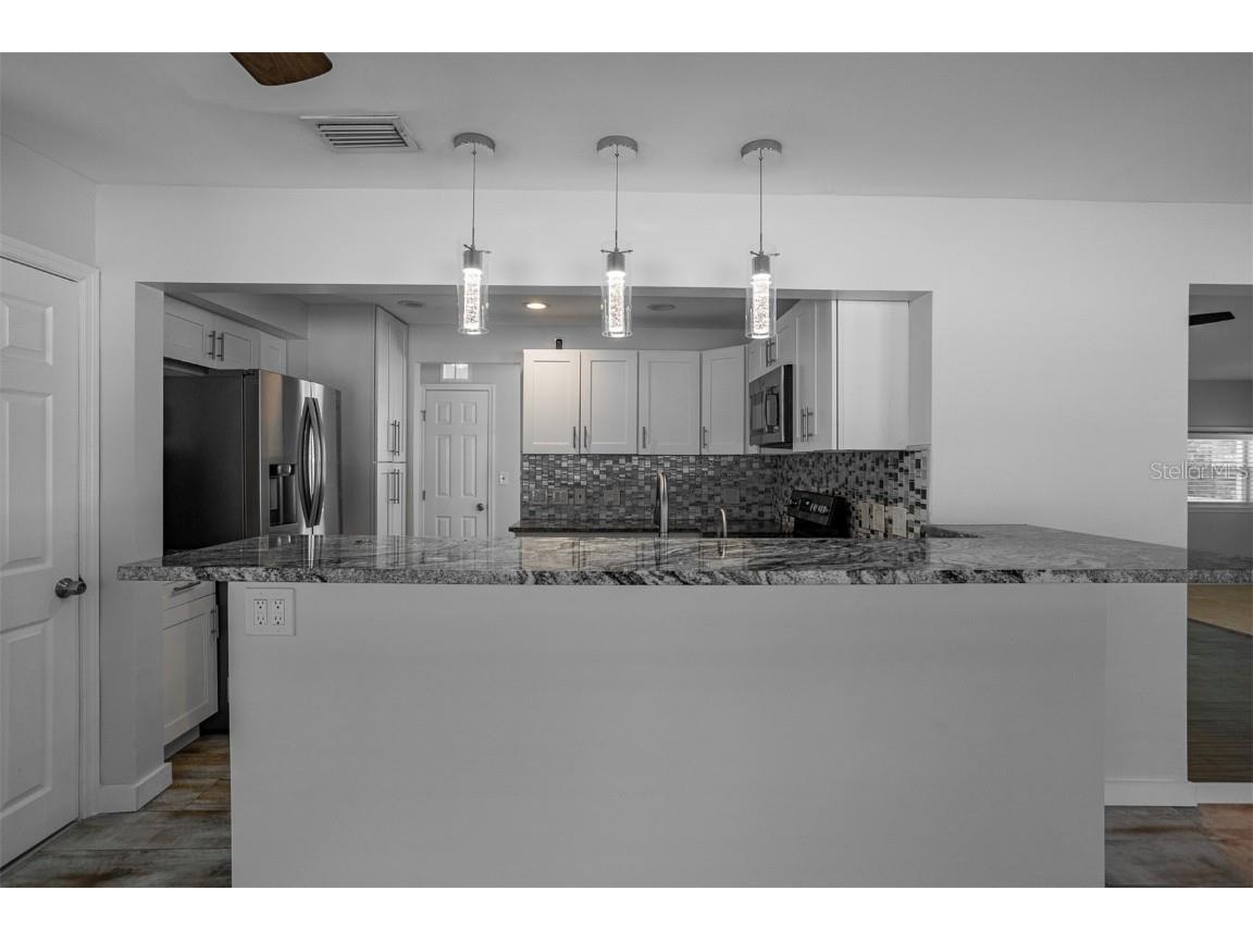 1499 W River Shore Way Tampa FL 33603 TB8428819 image7