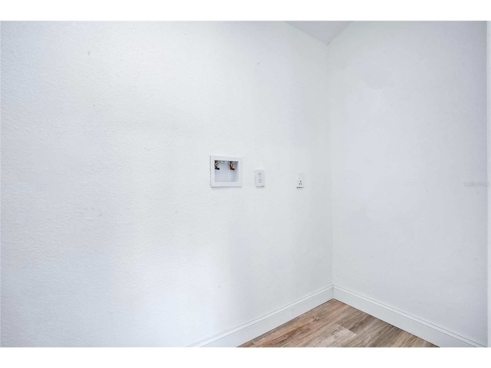 1499 Wilton Avenue Orlando FL 32805 O6383765 image34