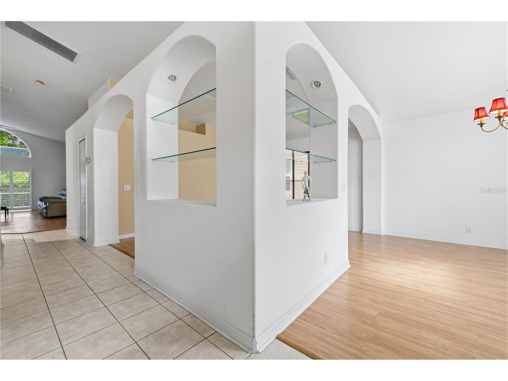 14990 Hidden Oaks Circle Clearwater FL 33764 TB8511243 image4