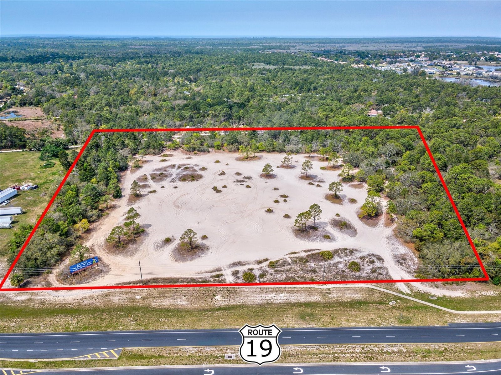 15.7 Acres Commercial Way Weeki Wachee FL 34613 W7885052 image1