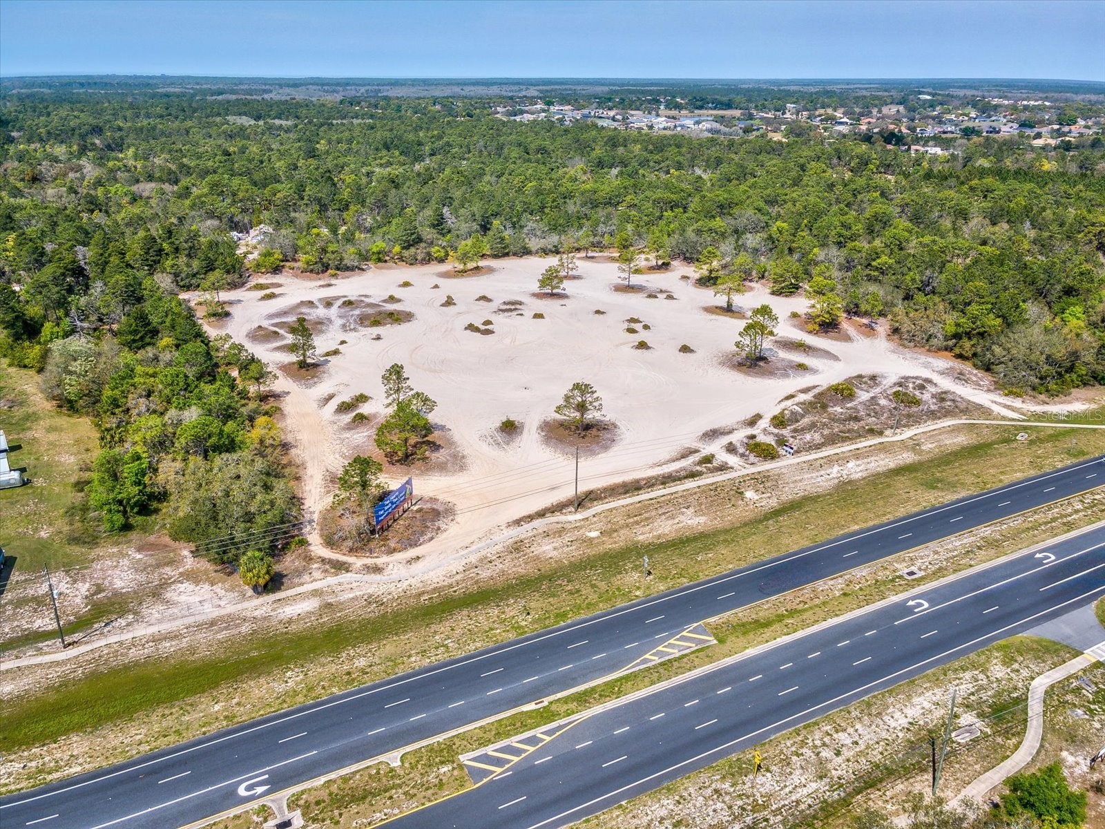 15.7 Acres Commercial Way Weeki Wachee FL 34613 W7885052 image10