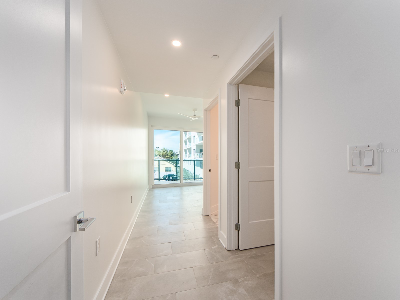 15 Avalon Street #303 Clearwater Beach FL 33767 TB8489309 image11