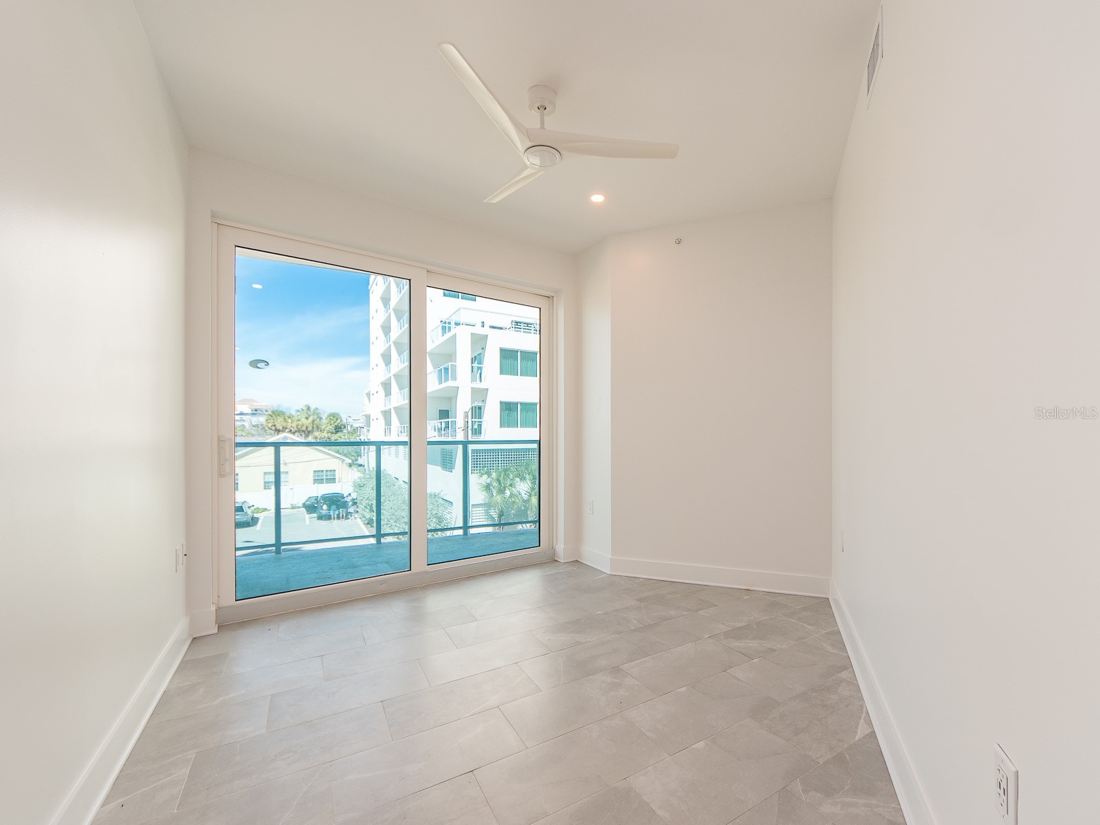 15 Avalon Street #303 Clearwater Beach FL 33767 TB8489309 image12