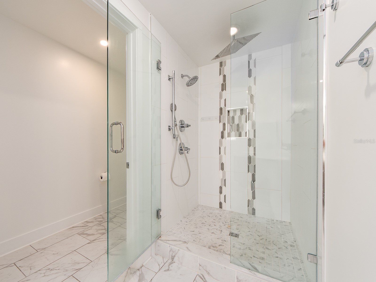 15 Avalon Street #303 Clearwater Beach FL 33767 TB8489309 image21
