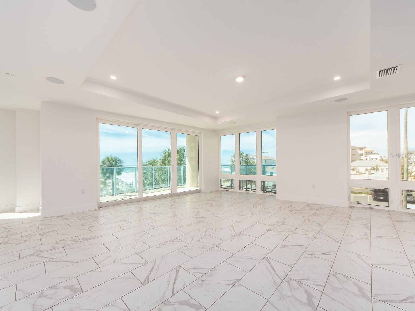 15 Avalon Street #303 Clearwater Beach FL 33767 TB8489309 image24