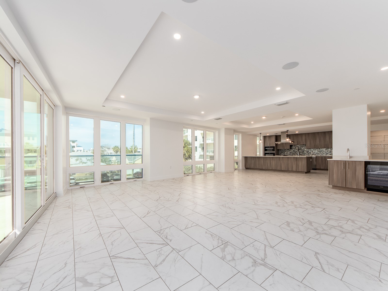 15 Avalon Street #303 Clearwater Beach FL 33767 TB8489309 image25
