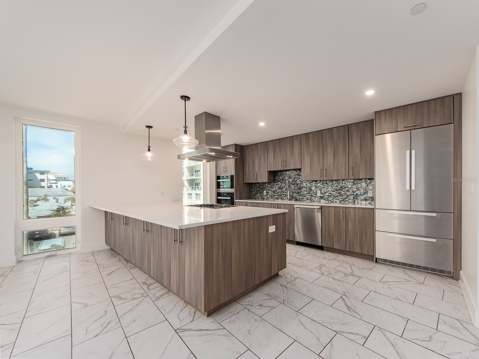 15 Avalon Street #303 Clearwater Beach FL 33767 TB8489309 image33