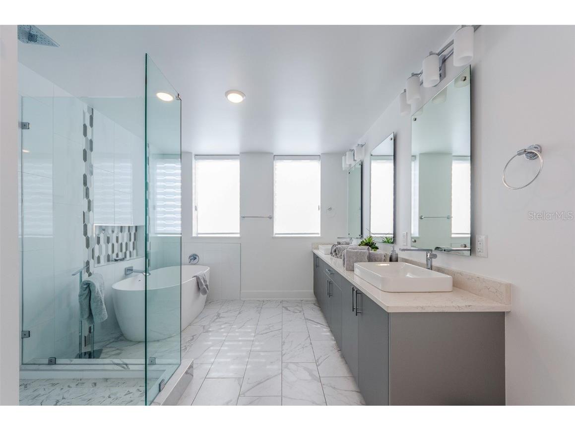 15 Avalon Street #401 Clearwater FL 33767 - GULF OF MEXICO U8156324 image17