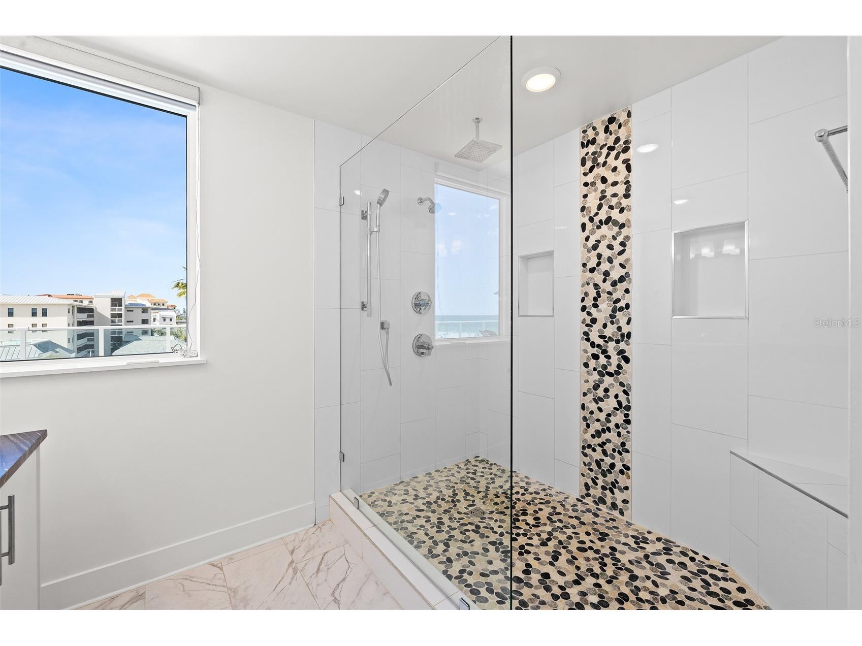 15 Avalon Street #502 Clearwater Beach FL 33767 A4689800 image26