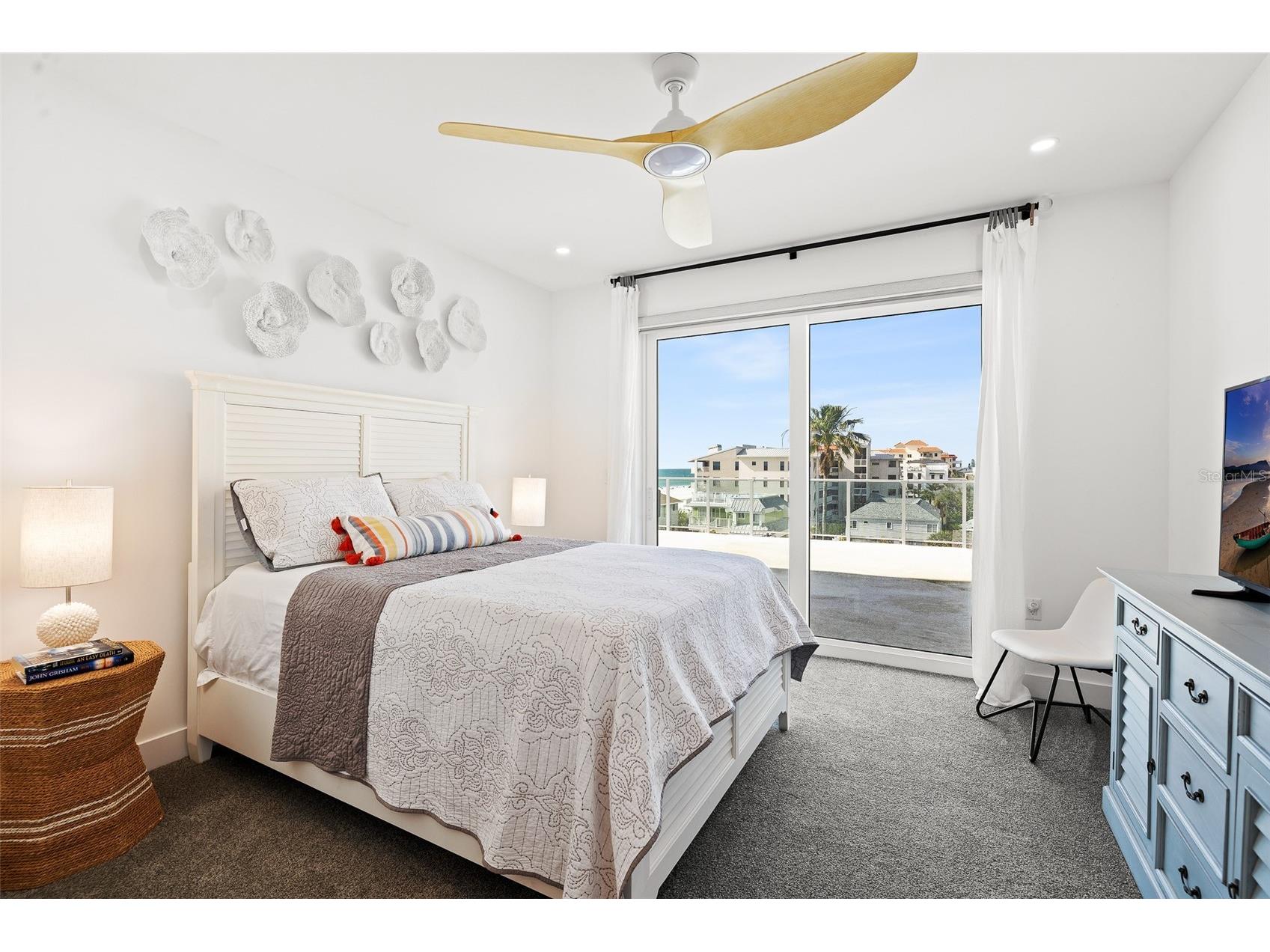 15 Avalon Street #502 Clearwater Beach FL 33767 A4689800 image28