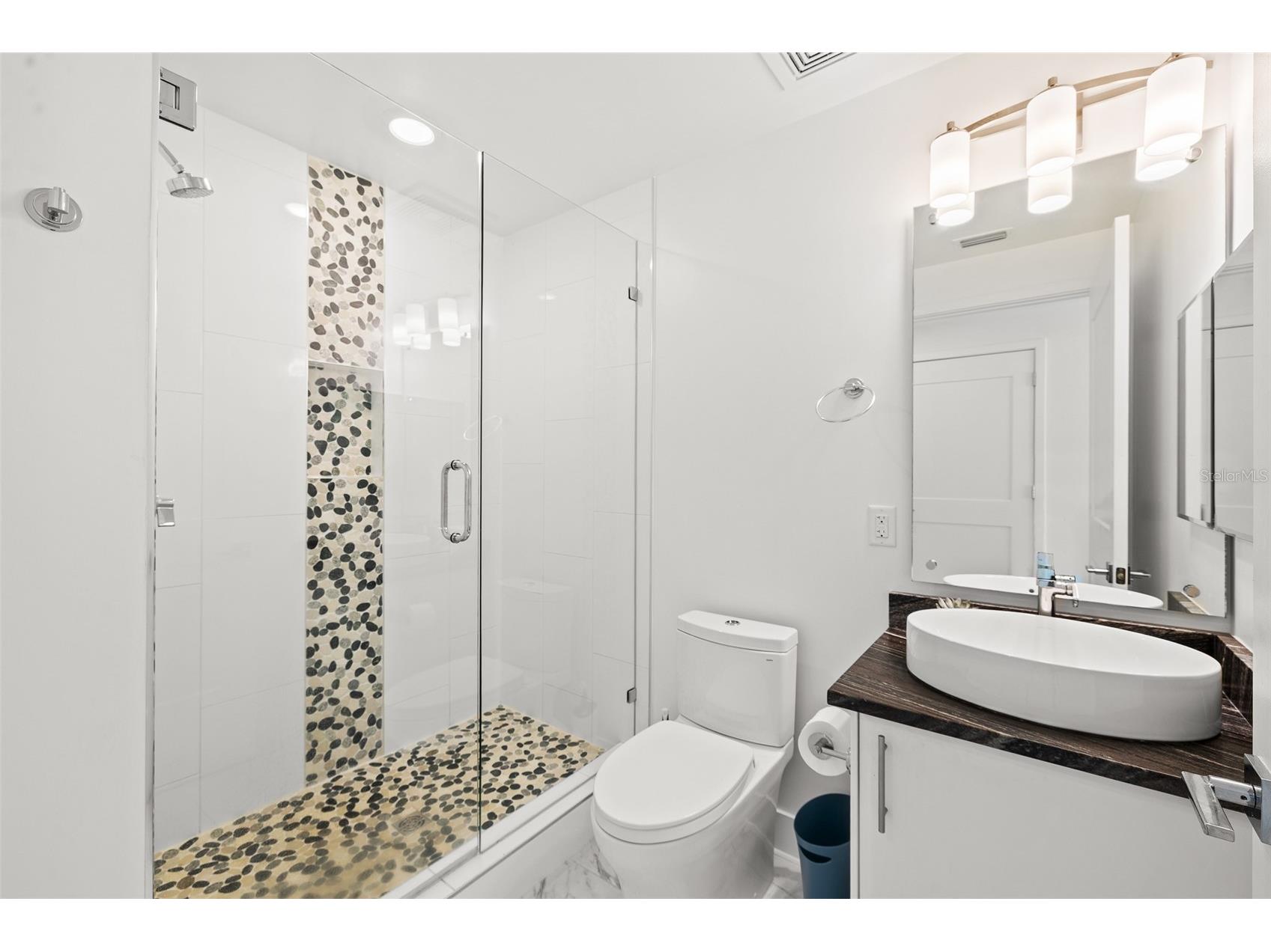 15 Avalon Street #502 Clearwater Beach FL 33767 A4689800 image33