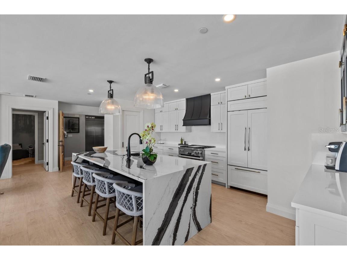 15 Avalon Street #601 Clearwater Beach FL 33767 TB8361197 image10